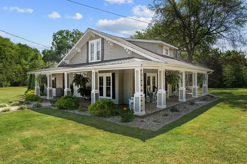 1121 E Main St, Portland, TN 37148