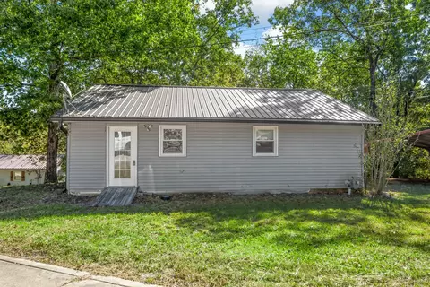 39 Trails Ln, Waverly, TN 37185