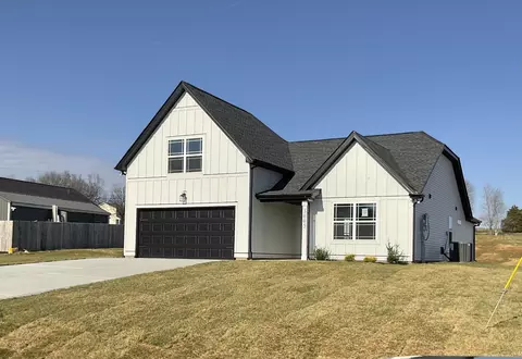 3005 Longview Ct, Dickson, TN 37055