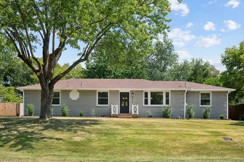 418 Glenpark Dr, Nashville, TN 37217