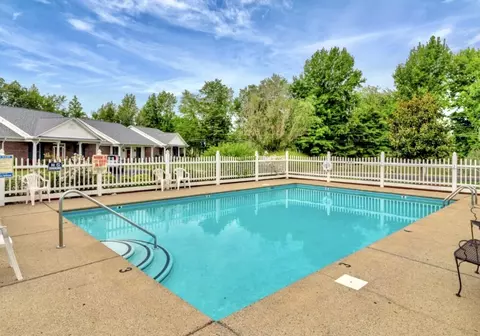 Exterior - 705 Blackpatch Dr #20, Springfield, TN 37172 photo 7 of 10