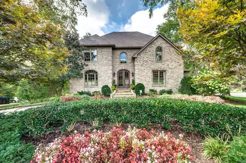 825 Pipers Ln, Brentwood, TN 37027