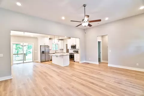 Living - 455 Spring Meadows Ln, Morrison, TN 37357 photo 1 of 3