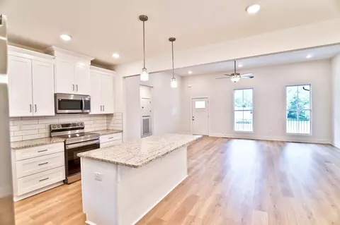 Kitchen - 455 Spring Meadows Ln, Morrison, TN 37357 photo 3 of 3