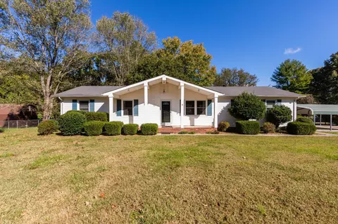 109 Plain View Dr, Estill Springs, TN 37330