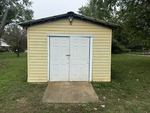 Other - 302 Main St, Ethridge, TN 38456 photo 1 of 9