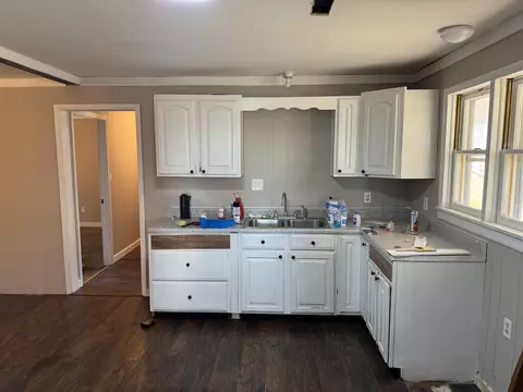 Kitchen - 302 Main St, Ethridge, TN 38456 photo 1 of 1