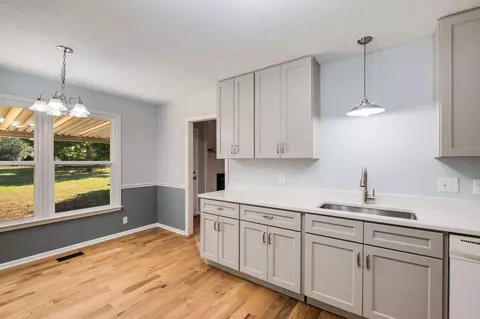 468 Campfire Dr, Murfreesboro, TN 37129 photo 2