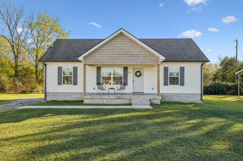 607 Biggers St, Chapel Hill, TN 37034
