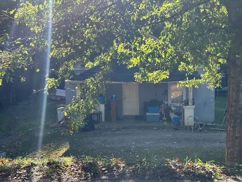 920 Cemetery Rd, Oliver Springs, TN 37840