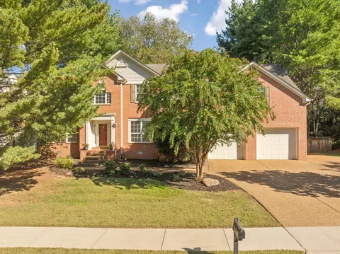 218 Lancelot Ln, Franklin, TN 37064