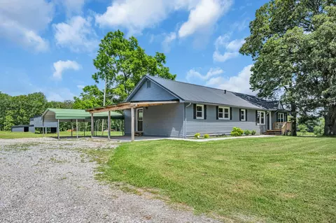 2555 Sylvia Rd, Dickson, TN 37055 photo 2