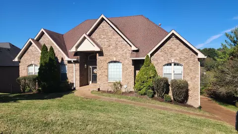 135 Wynlands Cir, Goodlettsville, TN 37072