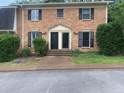 710 Fox Ridge Dr, Brentwood, TN 37027