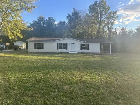 6409 Roy Pearson Rd, Springfield, TN 37172