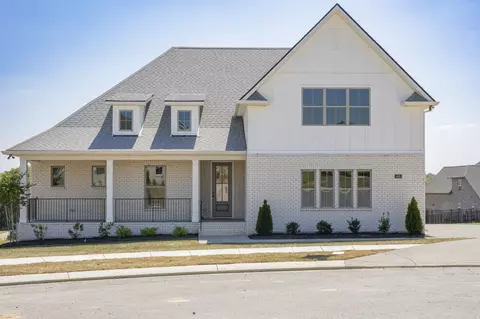 402 Taylers Cir, Lebanon, TN 37087