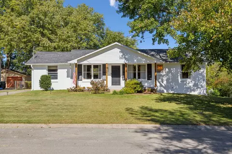 4733 Phoenix Dr, Hermitage, TN 37076