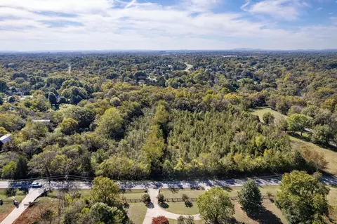 3225 Sulphur Springs Rd, Murfreesboro, TN 37129