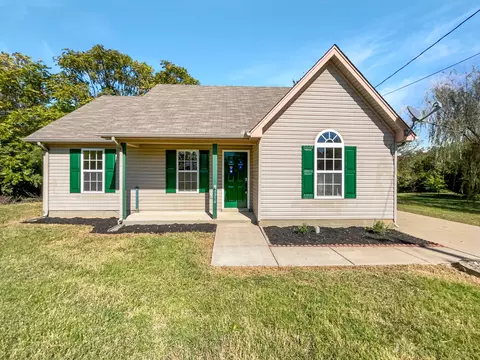 1914 Guildford Dr, La Vergne, TN 37086