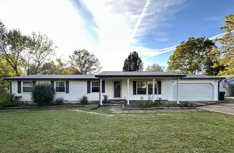 2047 Long St, New Johnsonville, TN 37134