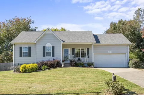 2846 Spring Meade Blvd, Columbia, TN 38401