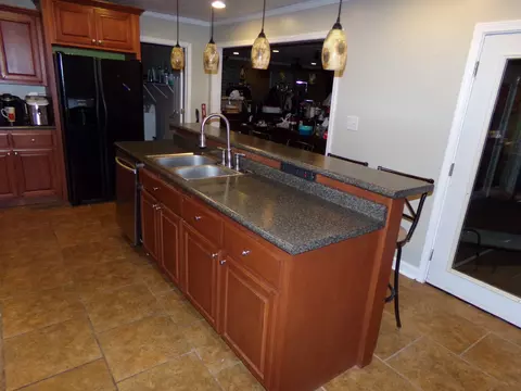 Kitchen - 37 Hughes Loop, Milan, TN 38358 photo 4 of 5