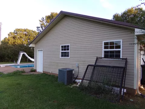 Exterior - 37 Hughes Loop, Milan, TN 38358 photo 9 of 19