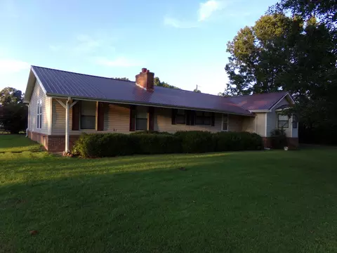 Exterior - 37 Hughes Loop, Milan, TN 38358 photo 3 of 19