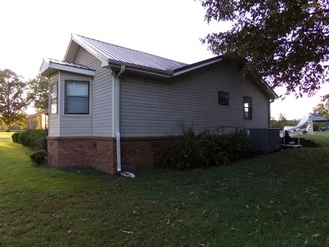 Exterior - 37 Hughes Loop, Milan, TN 38358 photo 19 of 19
