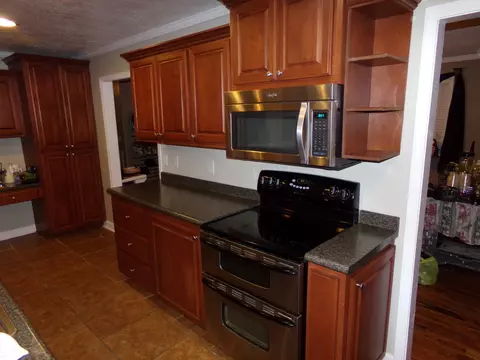 Kitchen - 37 Hughes Loop, Milan, TN 38358 photo 1 of 5
