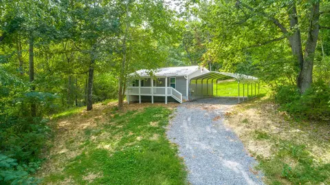 400 Mcdonald Dr, Ringgold, GA 30736