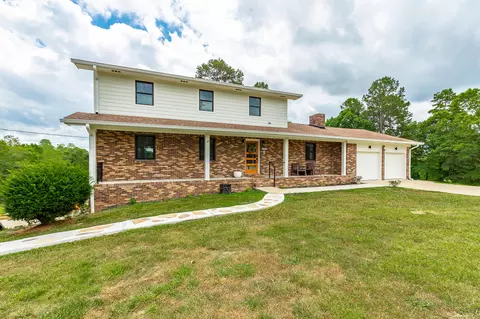 8314 Fair Oaks Rd, Hixson, TN 37343