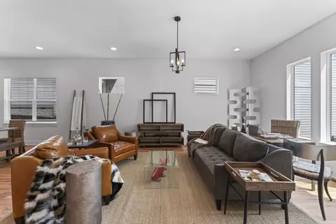2311 Lloyd Ave # B, Nashville, TN 37218