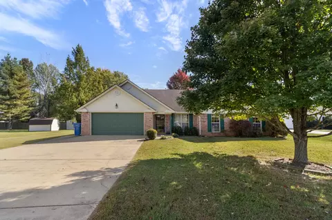2000 Lands End Ct, Hopkinsville, KY 42240