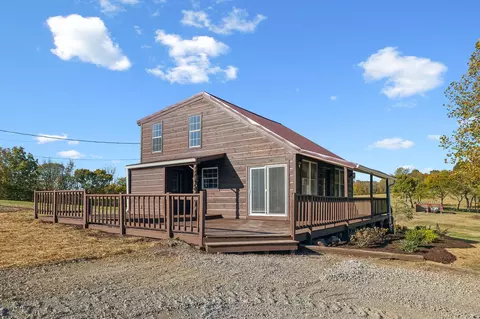 202 Pigeon Roost Rd, Brush Creek, TN 38547