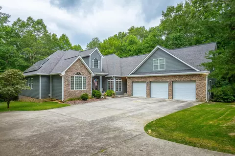 215 Stewart Ln, Rising Fawn, GA 30738