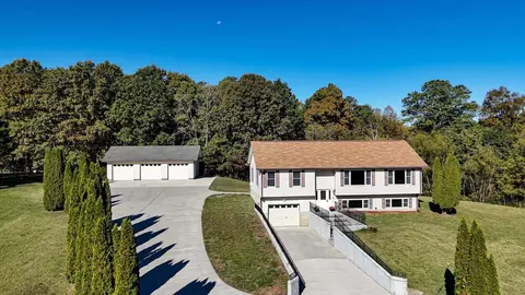 2110 Upper River Rd NE, Charleston, TN 37310