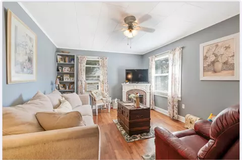 301 W Point Rd, Lawrenceburg, TN 38464