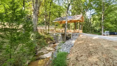 1187 Mud Hollow Rd, Hendersonville, TN 37075