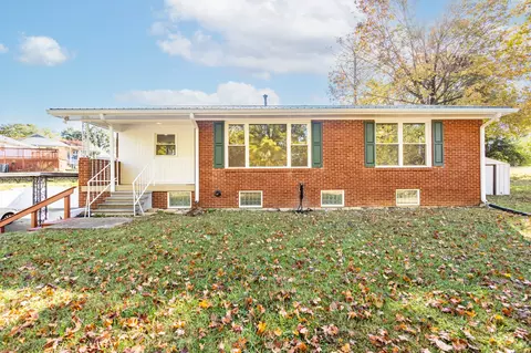 101 Smith St, Ashland City, TN 37015