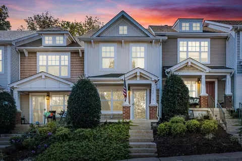 592 Flintlock Ct, Nashville, TN 37217