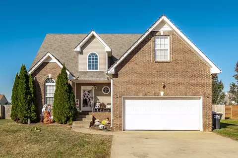 3939 Benjamin Dr, Clarksville, TN 37040