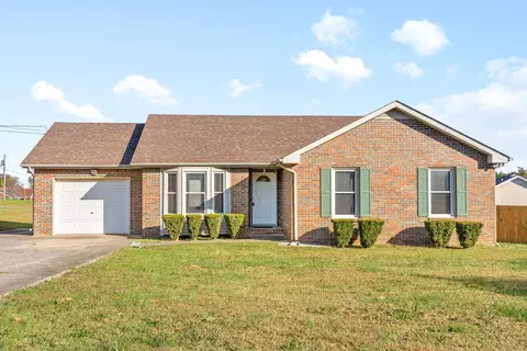 1033 Mcclardy Rd, Clarksville, TN 37042