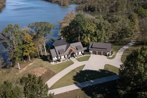 5893 Cairo Bend Rd, Lebanon, TN 37087