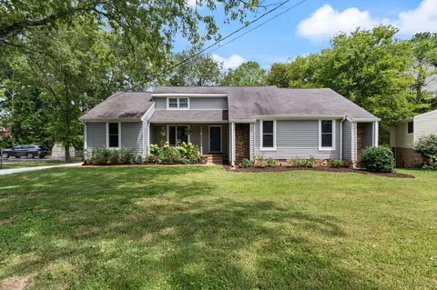 212 Silo Ct, Nashville, TN 37221