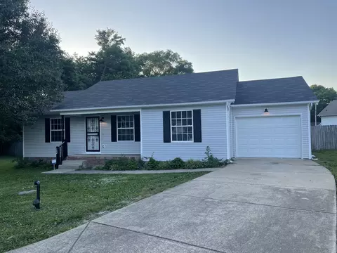 102 Bullock St, Columbia, TN 38401