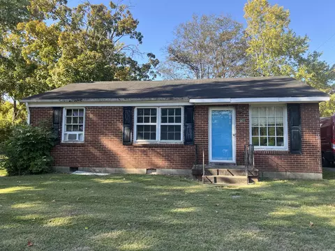 901 Drummond Dr, Nashville, TN 37211