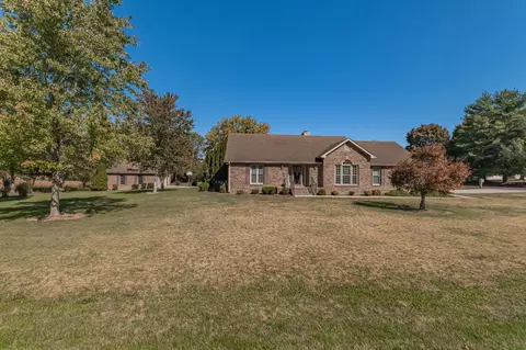 940 Doak Rd, Manchester, TN 37355