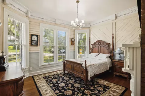 Bedroom - 112 S Central Ave, Centerville, TN 37033 photo 1 of 4