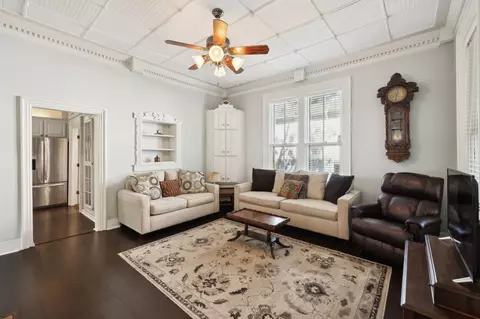 Living - 112 S Central Ave, Centerville, TN 37033 photo 1 of 2